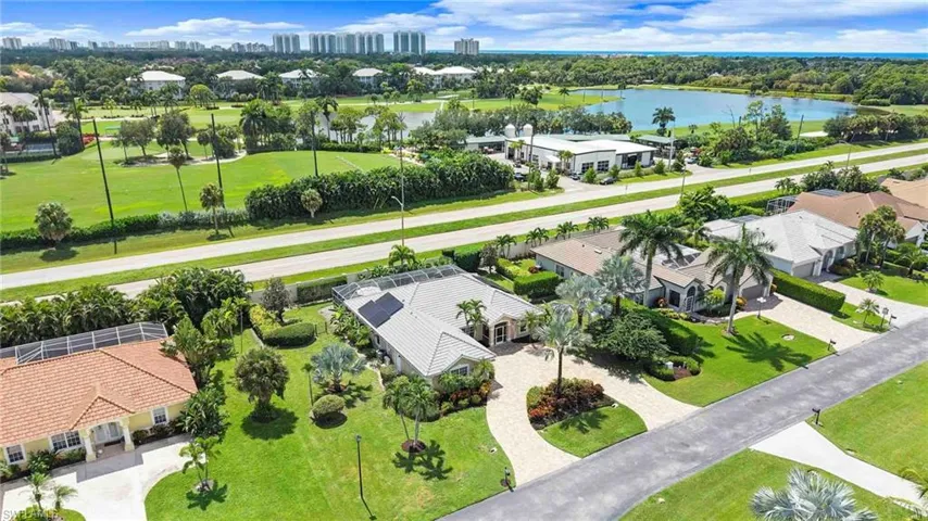 28910 Winthrop Cir, Bonita Springs, Florida 34134