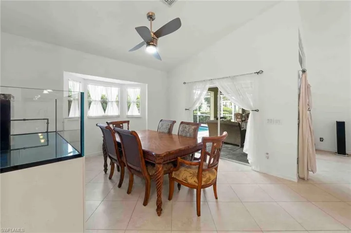 28910 Winthrop Cir, Bonita Springs, Florida 34134