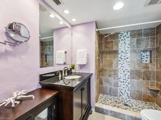 132 Cypress Way E # 207, Naples Fl 34110