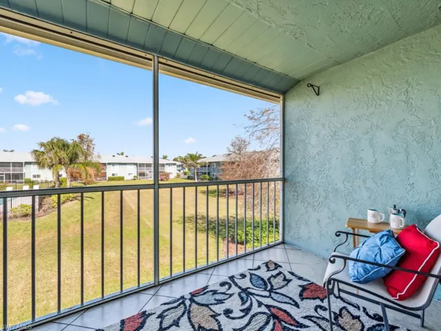 132 Cypress Way E # 207, Naples Fl 34110