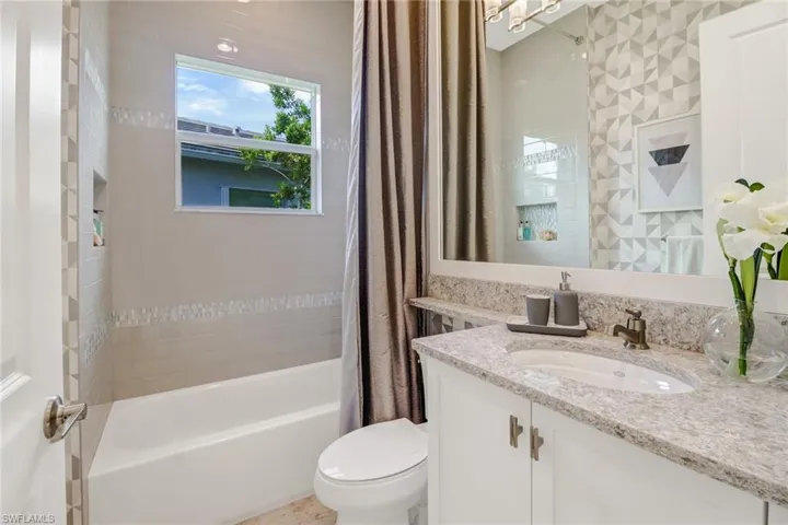 28365 Turin Ct, Bonita Springs, Florida 34135