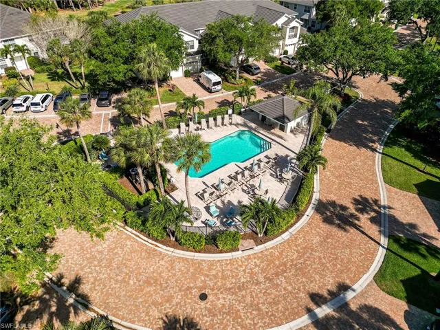 2130 Aberdeen Ln # 201, Naples Fl 34109