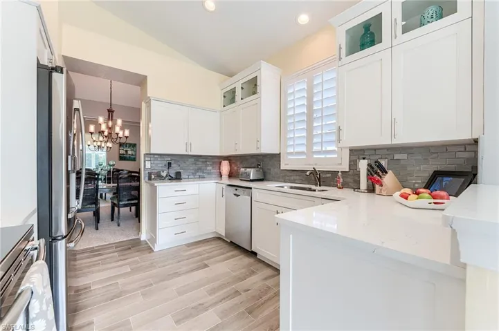 2130 Aberdeen Ln # 201, Naples Fl 34109