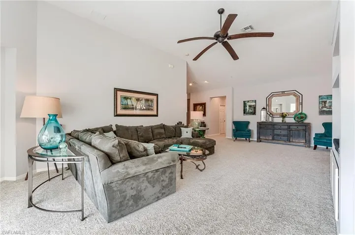 2130 Aberdeen Ln # 201, Naples Fl 34109