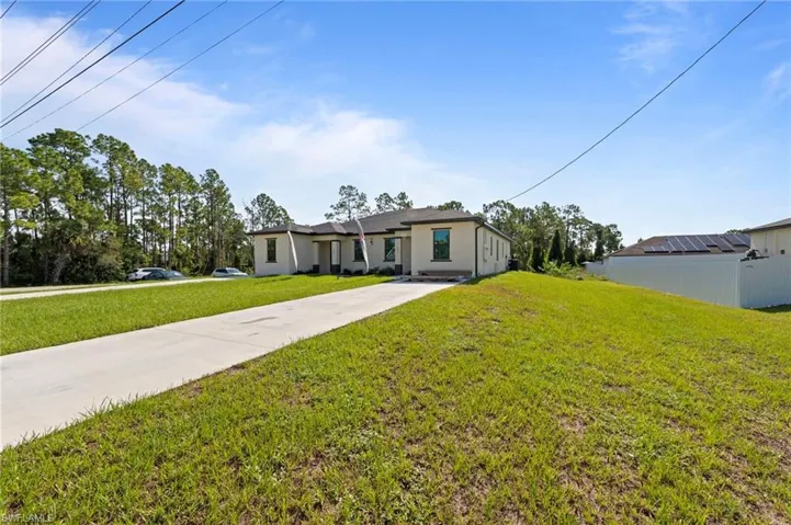 905 Homestead Rd S, Lehigh Acres, Florida 33974
