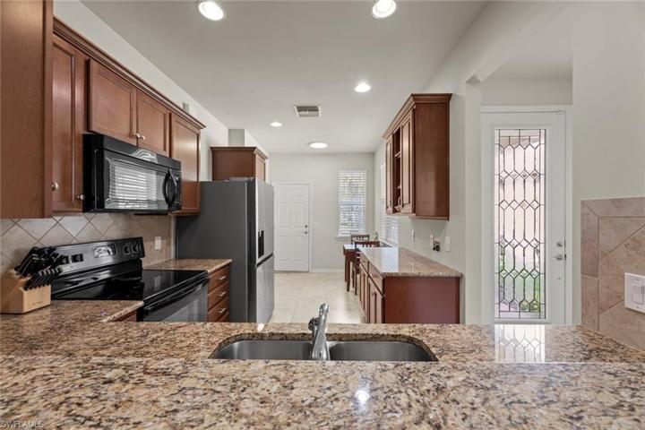 15059 Reef LN, BONITA SPRINGS FL 34135