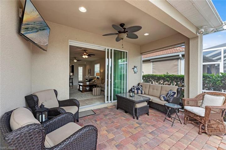 Covered Lanai Area