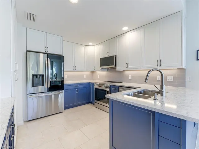 High-end LG refrigerator