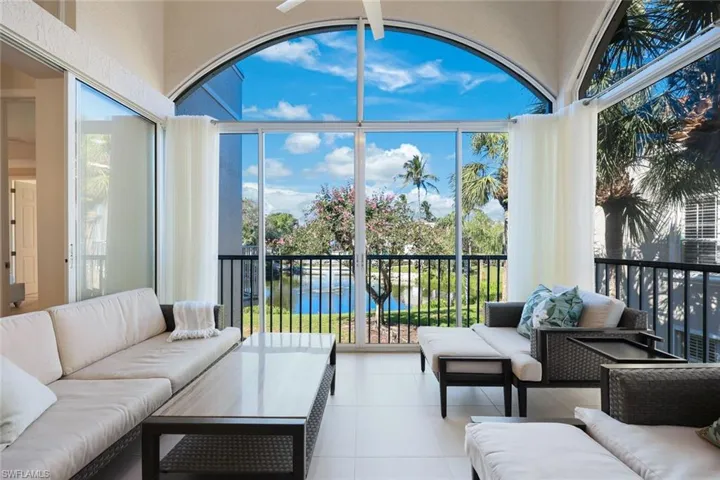 1585  Clermont  DR, Naples, FL 34109