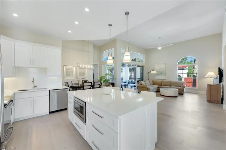 1585  Clermont  DR, Naples, FL 34109