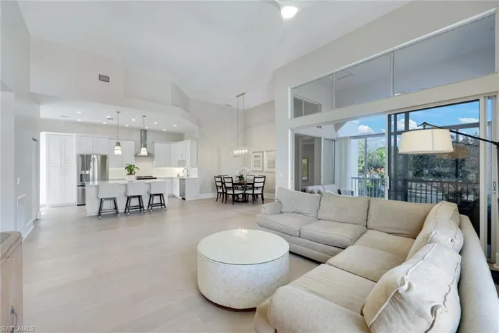 1585  Clermont  DR, Naples, FL 34109