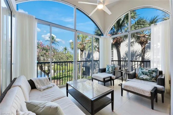 1585  Clermont  DR, Naples, FL 34109
