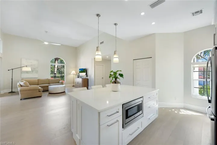 1585  Clermont  DR, Naples, FL 34109