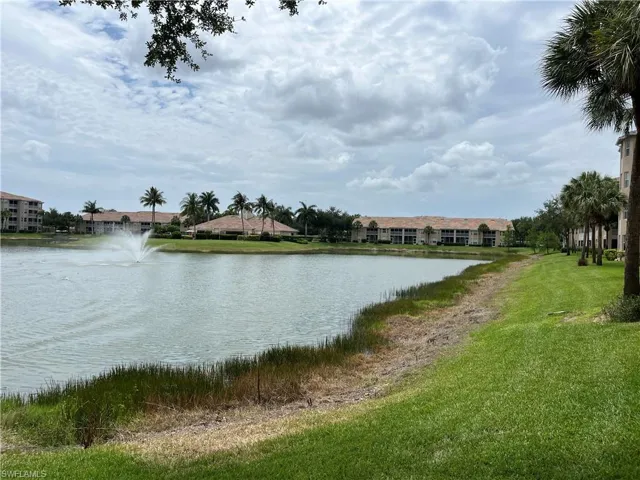 8450 Kingbird Loop 430, Estero, Florida 33967