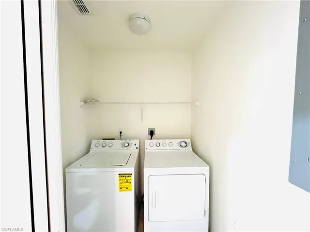 8450 Kingbird Loop 430, Estero, Florida 33967