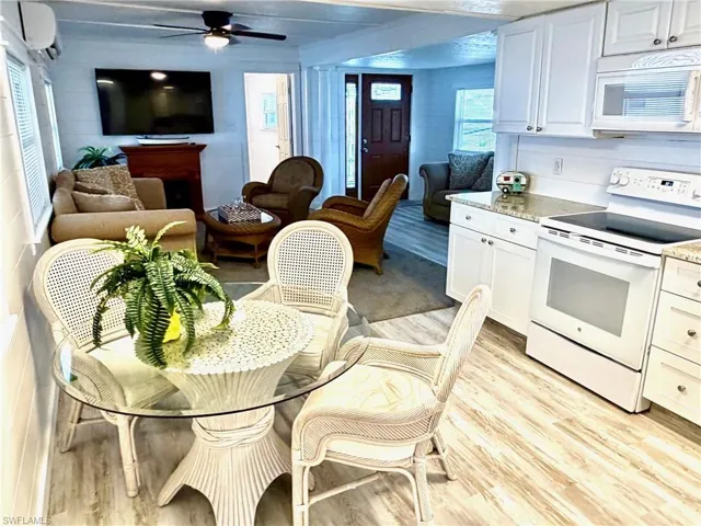 376 Verna Ave, Fort Myers, Florida 33908