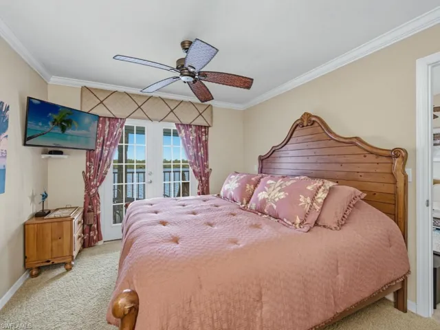1045 Mainsail Dr 413, Naples, Florida 34114
