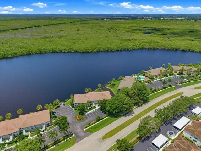 1045 Mainsail Dr 413, Naples, Florida 34114