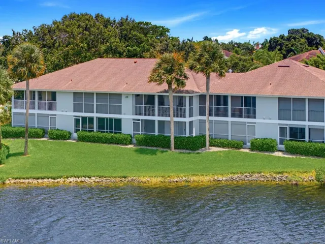 1045 Mainsail Dr 413, Naples, Florida 34114