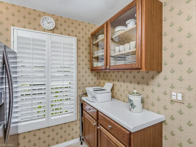 1045 Mainsail Dr 413, Naples, Florida 34114