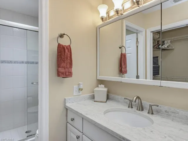 1045 Mainsail Dr 413, Naples, Florida 34114