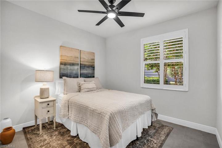 7099 Pond Cypress CT # 101, NAPLES FL 34109