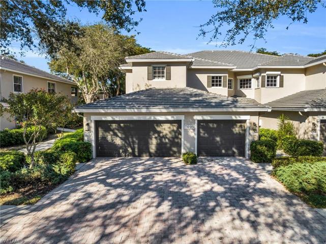 7099 Pond Cypress CT # 101, NAPLES FL 34109