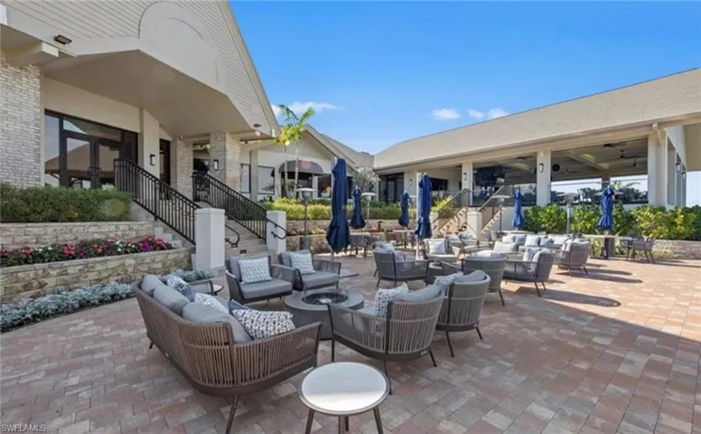 8460 Southbridge Dr 3, Estero, Florida 33967