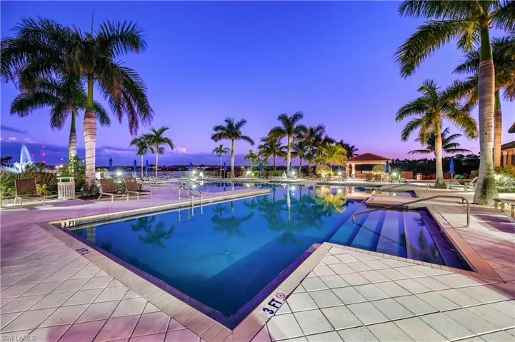 1431  Santiago  CIR, Naples, FL 34113