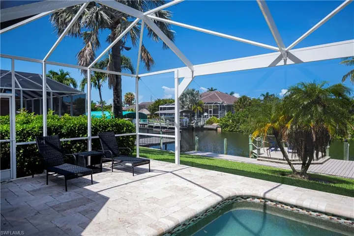 Spacious Pool Deck, plenty of space for sunning