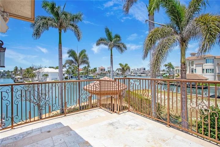 342 Germain Ave, Naples, Florida 34108
