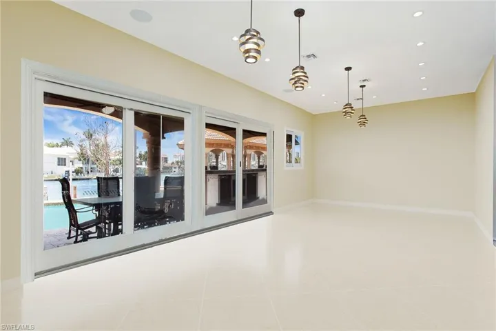342 Germain Ave, Naples, Florida 34108