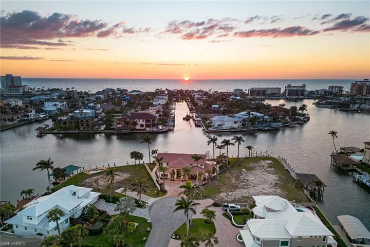 342 Germain Ave, Naples, Florida 34108