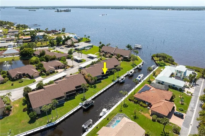 15481  Admiralty  CIR, North Fort Myers, FL 33917