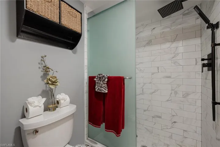 15481  Admiralty  CIR, North Fort Myers, FL 33917