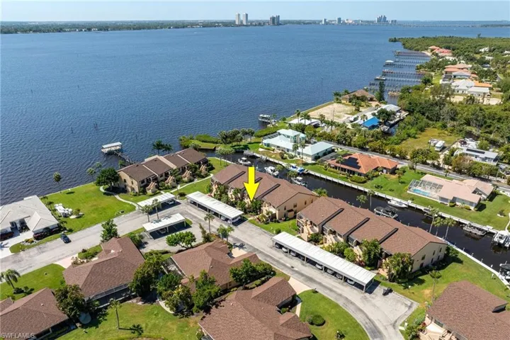 15481  Admiralty  CIR, North Fort Myers, FL 33917