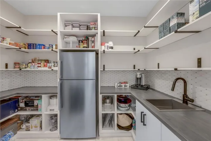 3001 Sw 41st Ter, Cape Coral, Florida 33914