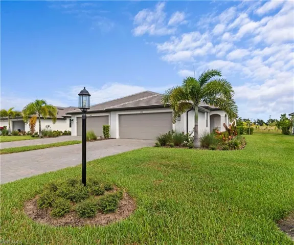 19512 Hinkley Dr, Estero, Florida 33928