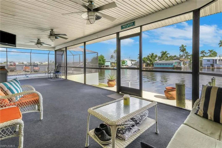 2480 Bayshore Dr, Matlacha, Florida 33993
