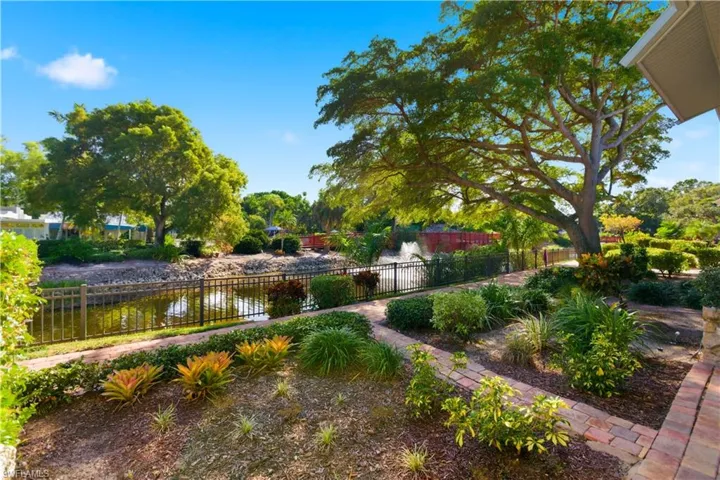 View of home's community