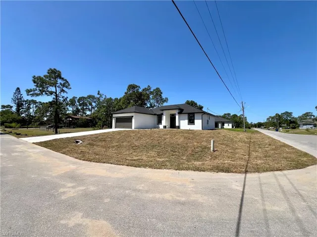 209  Homer N AVE, Lehigh Acres, FL 33971