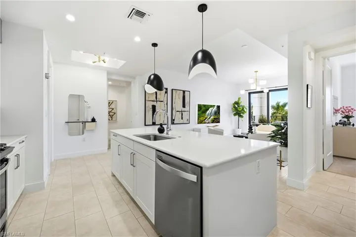 1111 Central Ave 401, Naples, Florida 34102