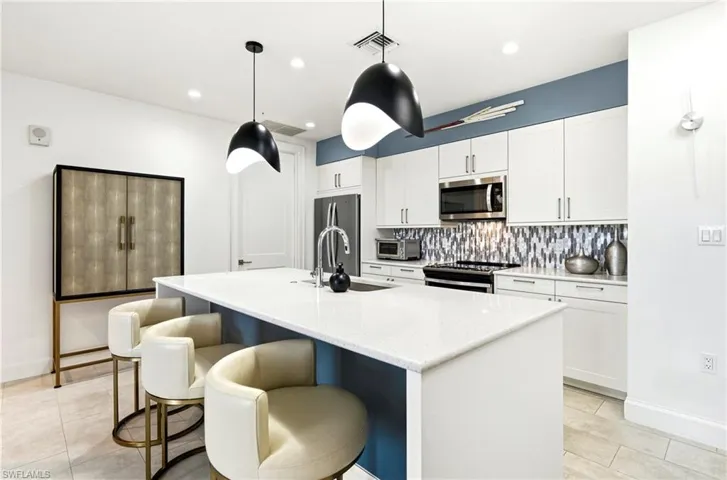 1111 Central Ave 401, Naples, Florida 34102