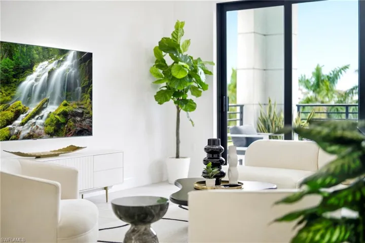 1111 Central Ave 401, Naples, Florida 34102