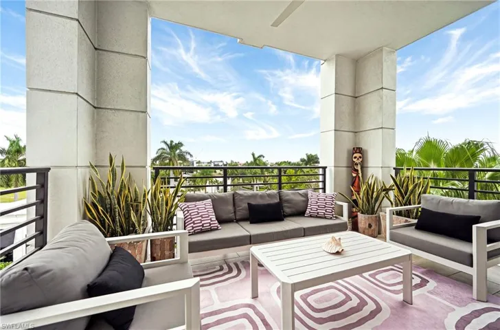 1111 Central Ave 401, Naples, Florida 34102