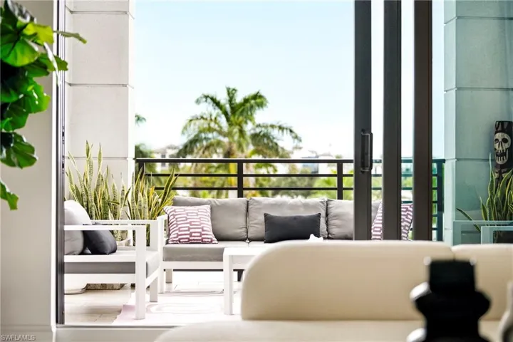 1111 Central Ave 401, Naples, Florida 34102
