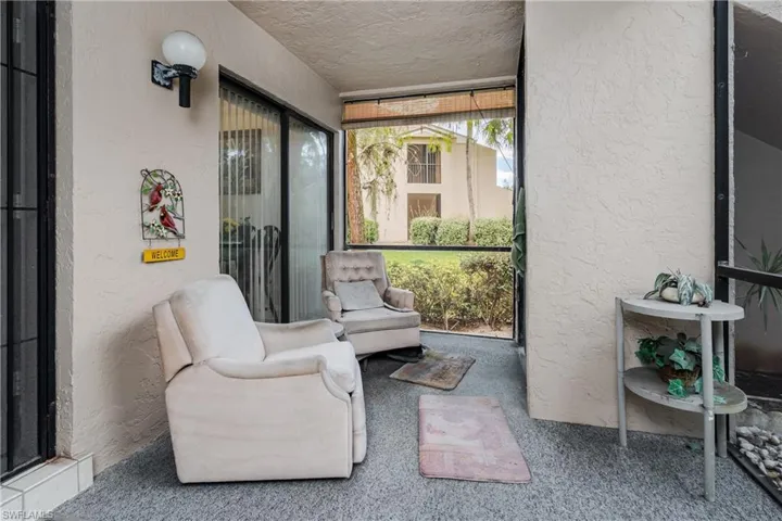 222  Foxtail  CT, Naples, FL 34104