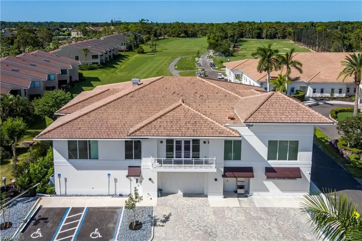 222  Foxtail  CT, Naples, FL 34104