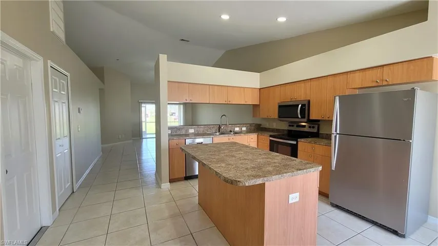 2026 Andalusia Blvd, Cape Coral, Florida 33909