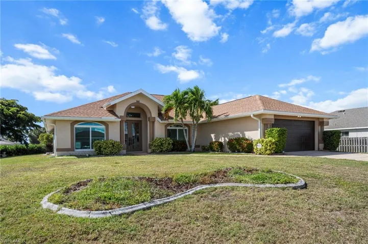 624 Ne 2nd Pl, Cape Coral, Florida 33909